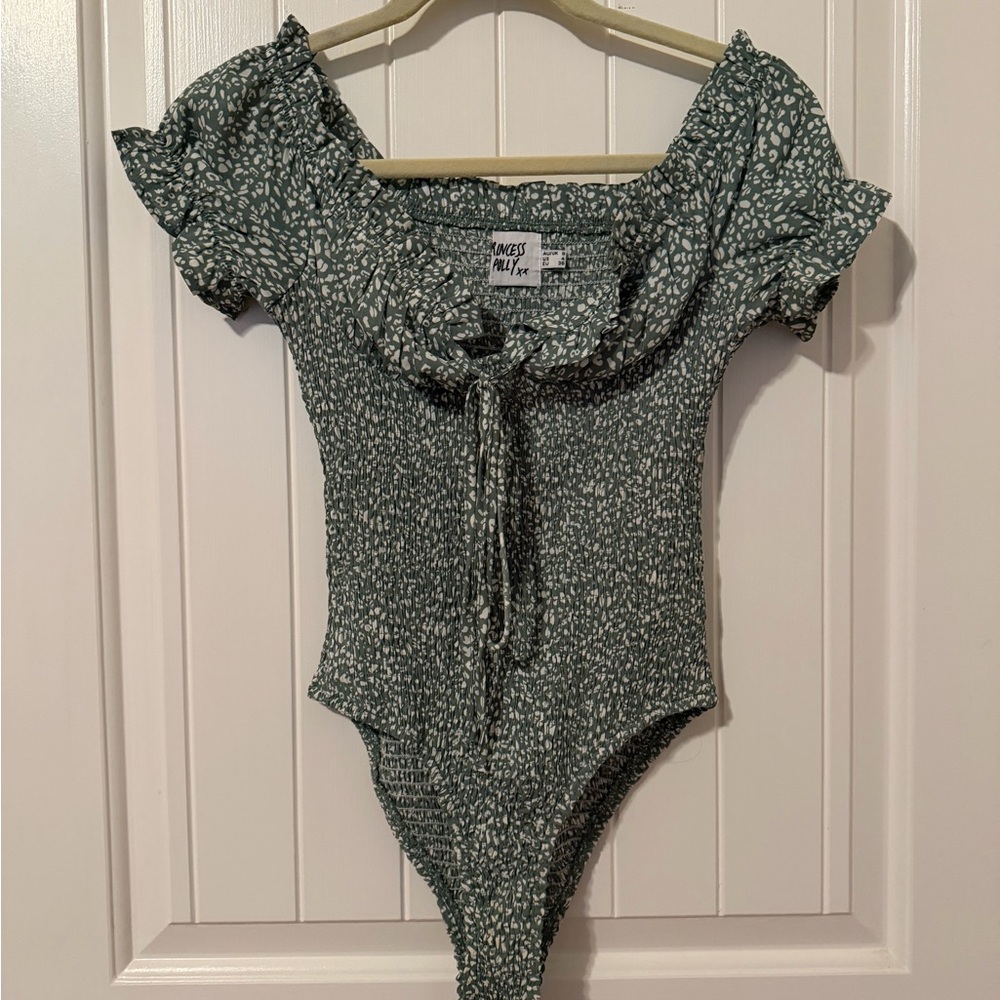 Princess Polly Green Ditsy Floral Smocked One-Piece Bodysuit